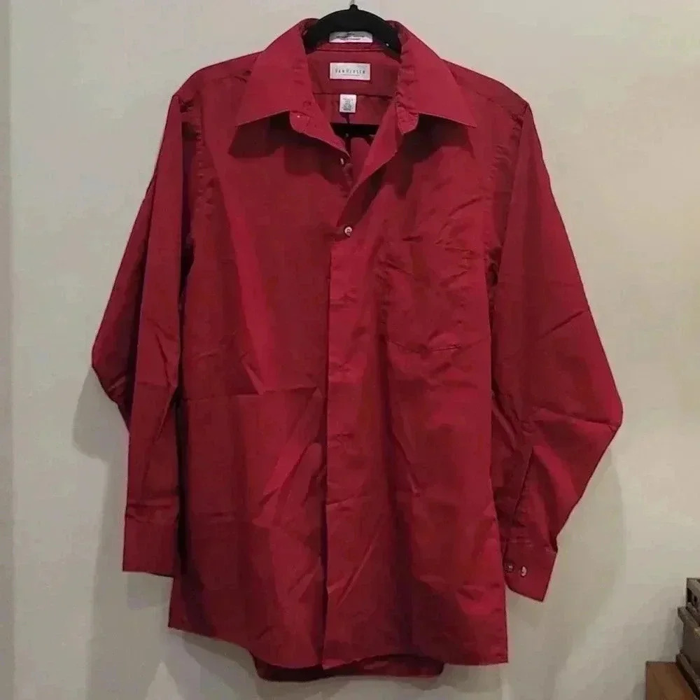 VAN HEUSEN Dress Shirt